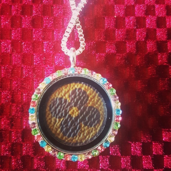 Customize Lock it Necklace - Picture 2 of 3